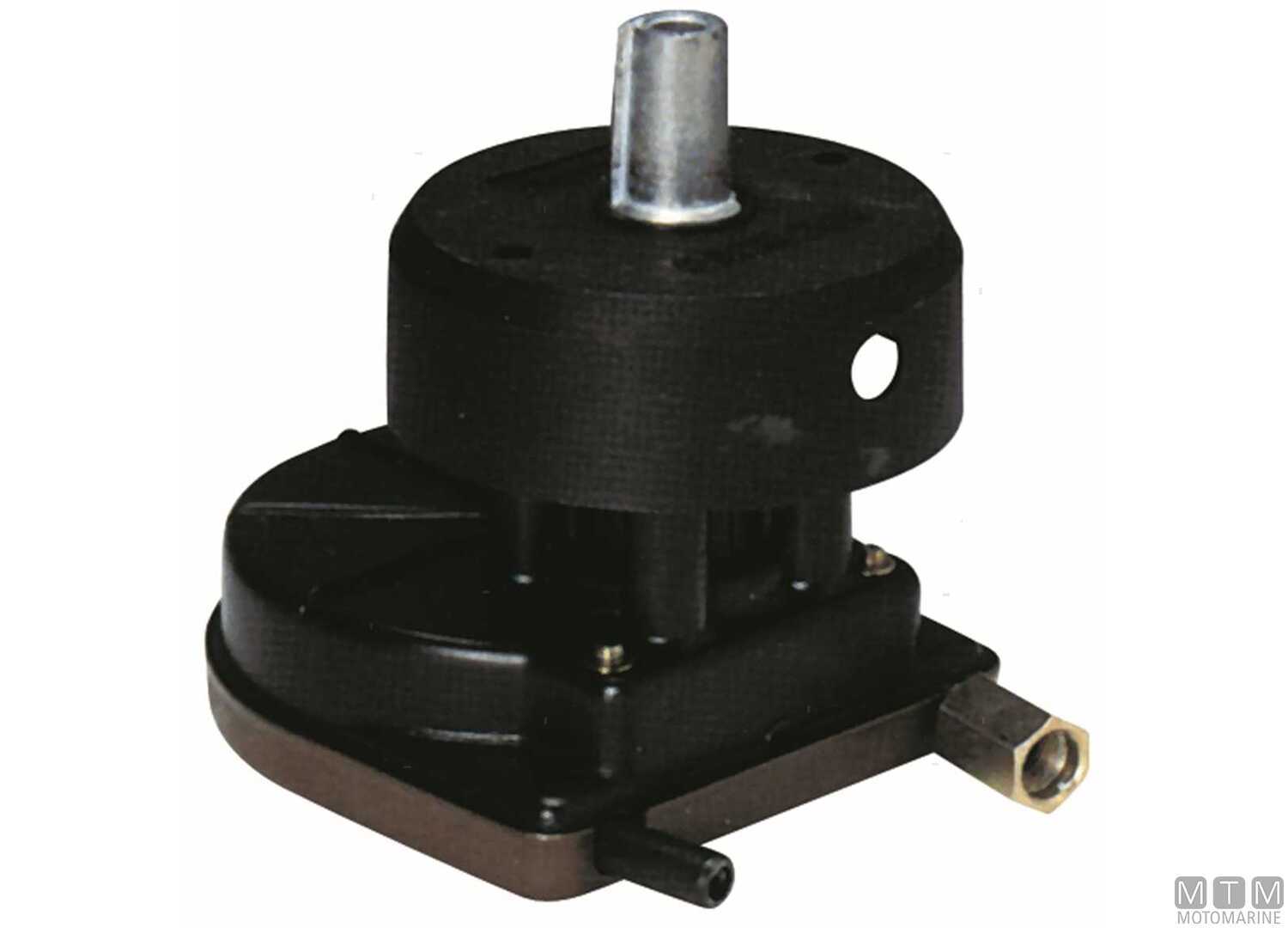 Image Ultraflex T67 Rotary Steering Helm