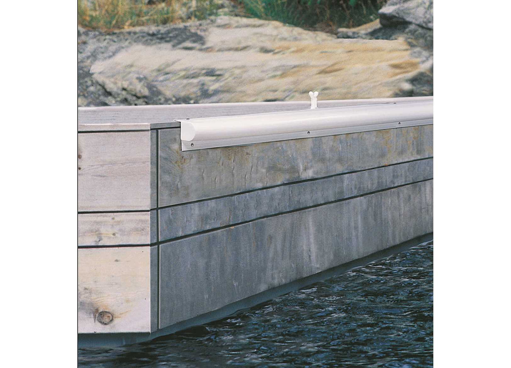 Paracolpi Dock Edge P-type Confezione 4PZ L2.4m-img3800811_1.jpg