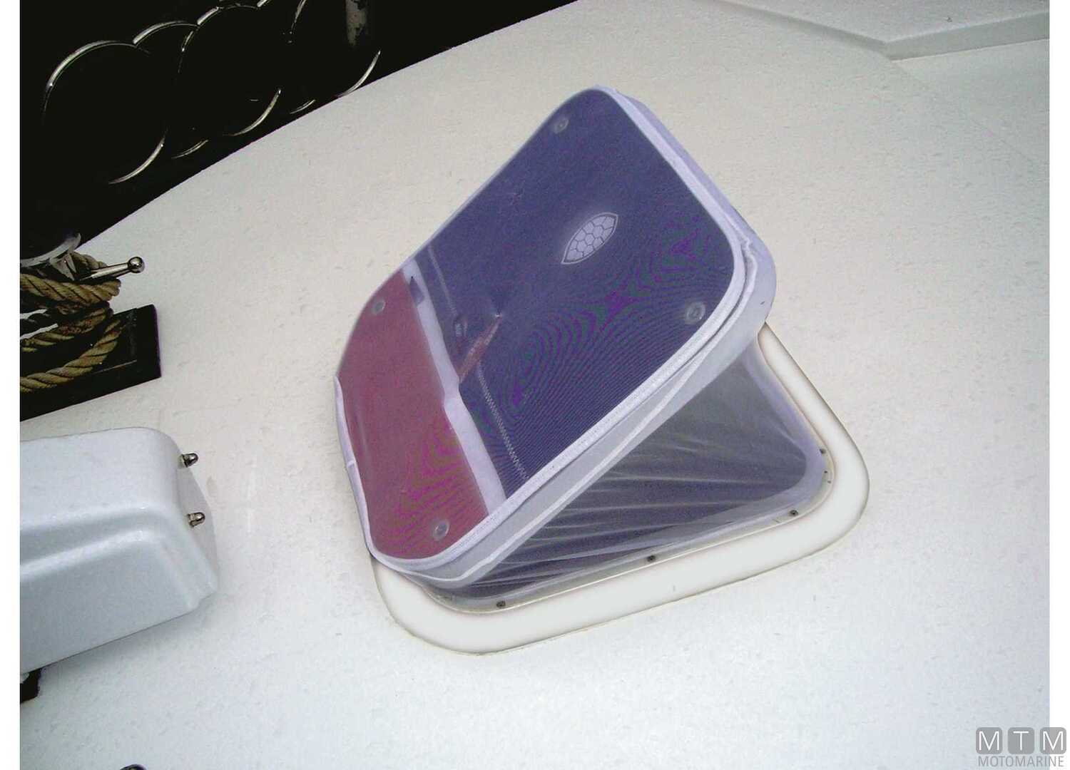 Copriosteriggio Navishell 50x37cm Blu-img3215631_1.jpg