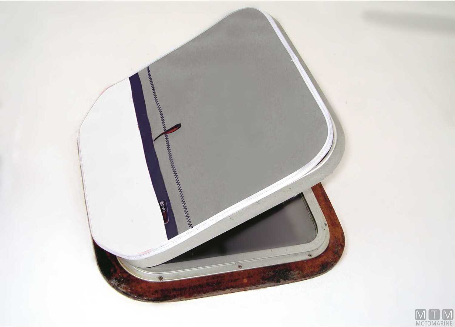 Image Copriosteriggio Navishell 70x70cm Grigio