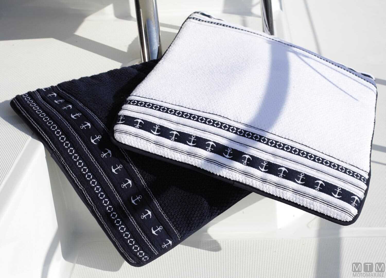 Tappetino Antiscivolo MB Anchors Santorini 60x45cm Blu-img5801157_3.jpg