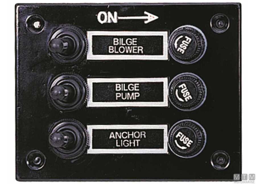 Pannelli Standard con Interruttori Impermeabili-img2102613.jpg