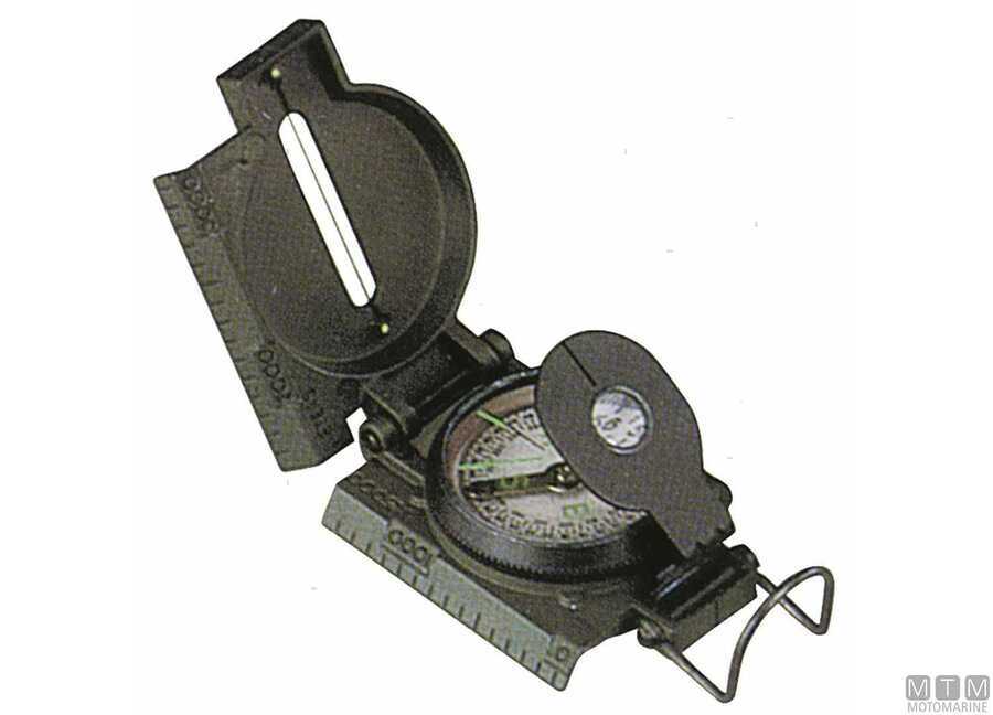 Military Hand Bearing Compass-img2510008.jpg