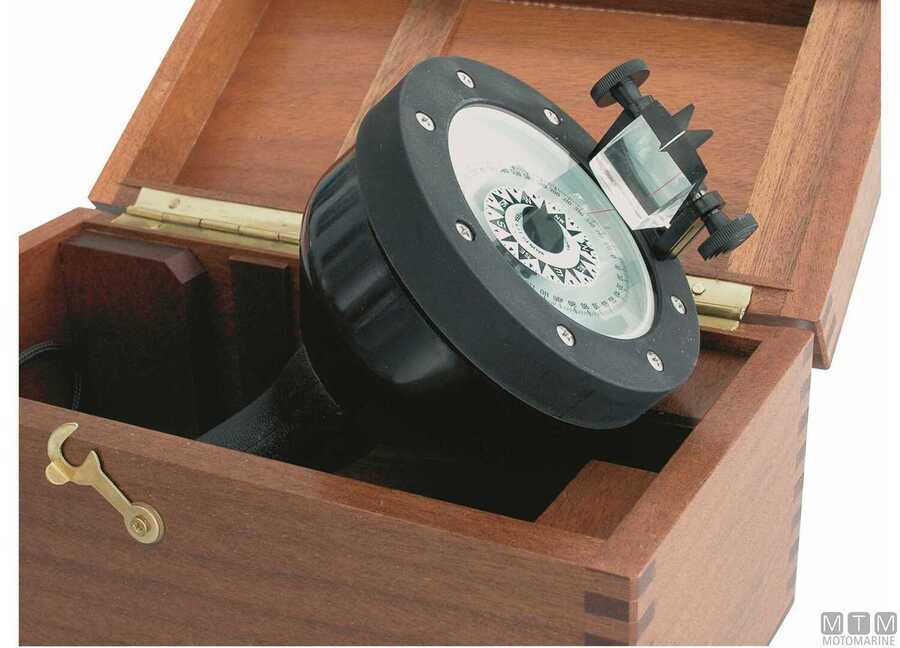 Prisma Hand Bearing Compass-img2510010_2.jpg