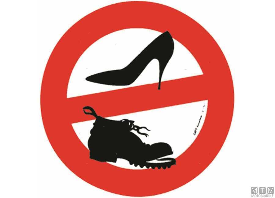 Divieto Scarpe Ø 150-img3419001.jpg