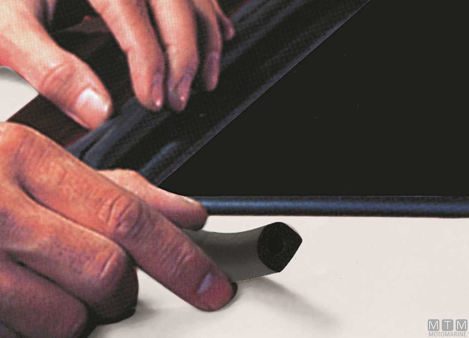 Trim-lok Do Rubber Seal 9mm Adhesive l3m Black L l15m-img3835129_6.jpg