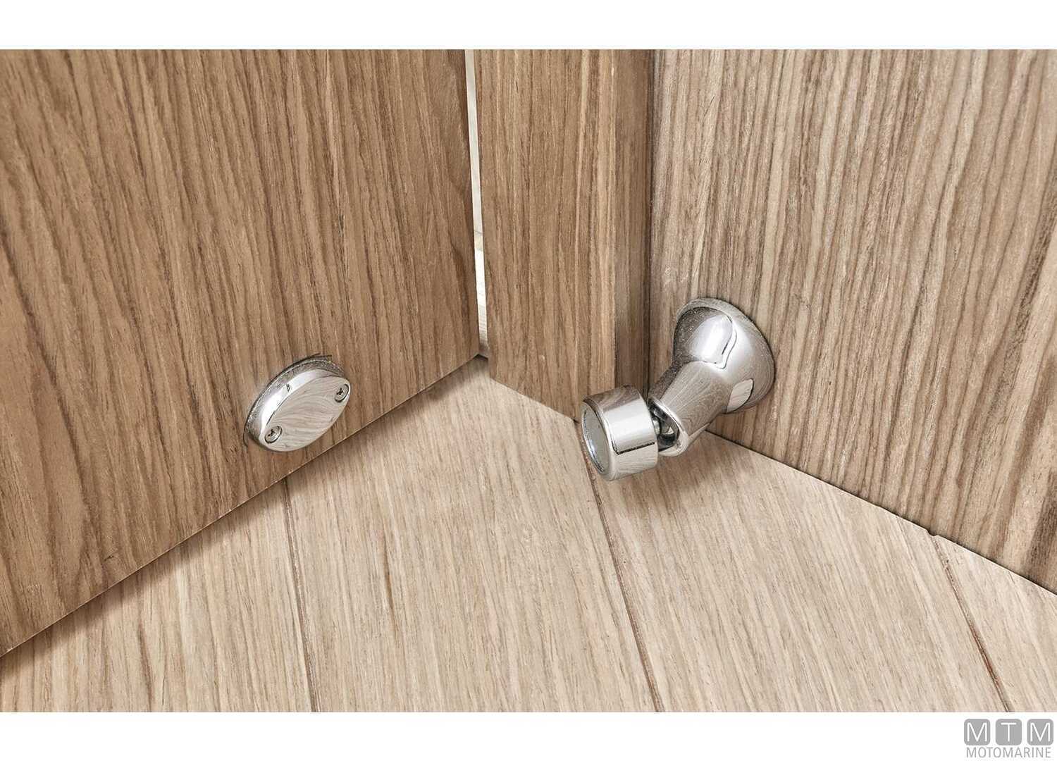 Fermaporte Magnetico MAG1 in Ottone Cromato-img0336102_.jpg