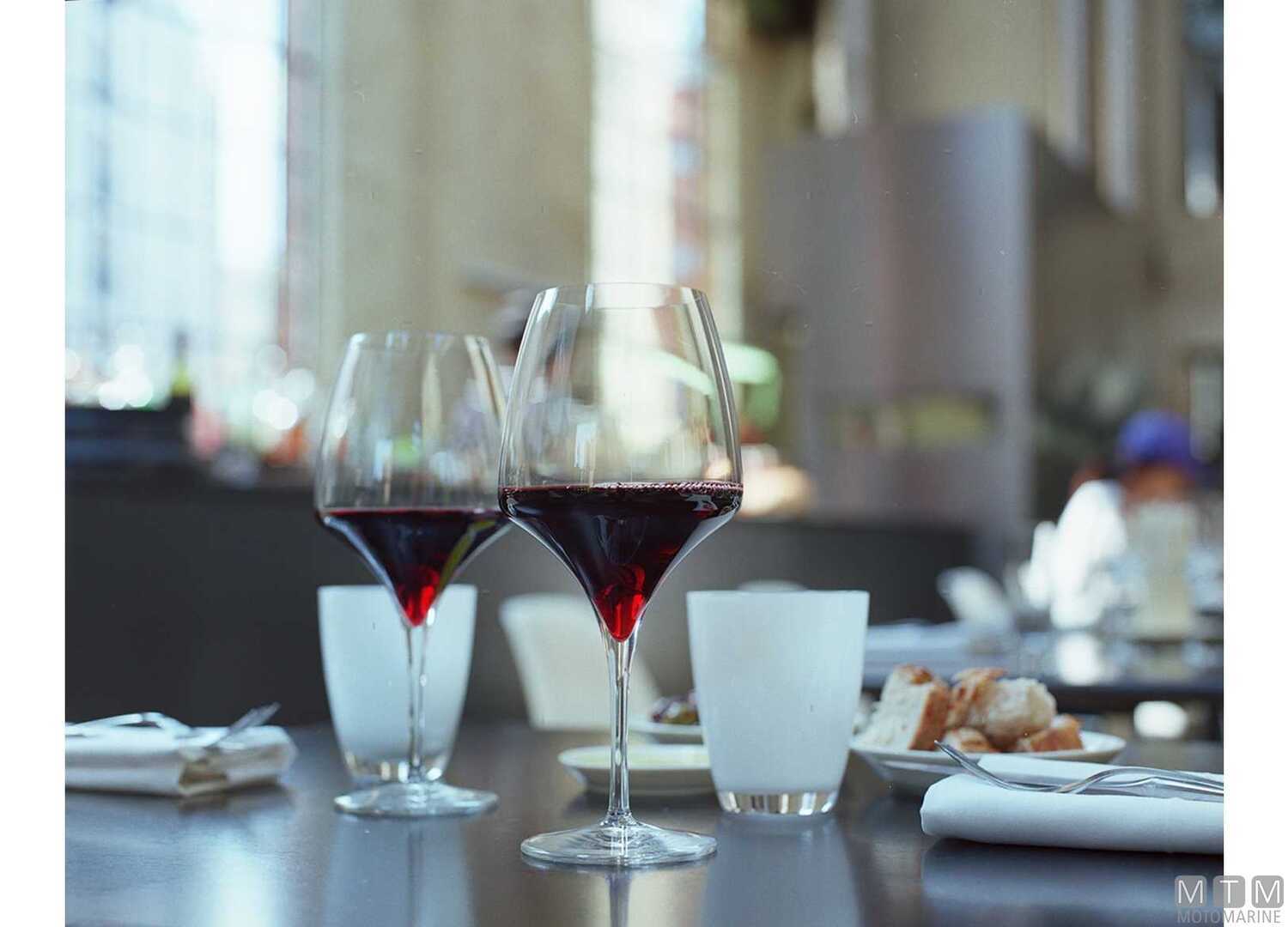 Tiburon Italesse Wine Glass Medium 500CC-img5802050_1.jpg