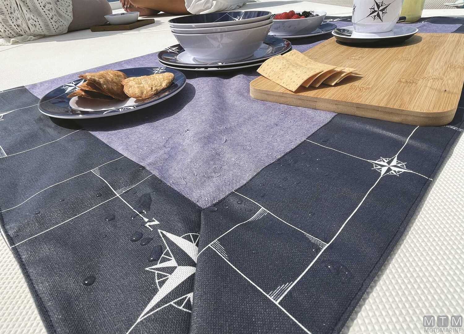 Tablecloth MB Northwind 155x130cm-img5801226_1.jpg