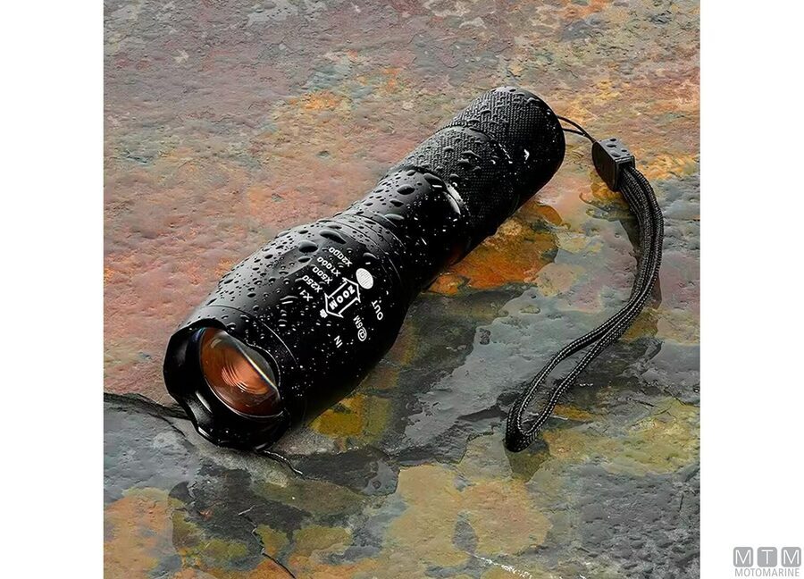 Torcia LED Compact AL1-img2114703_2.jpg