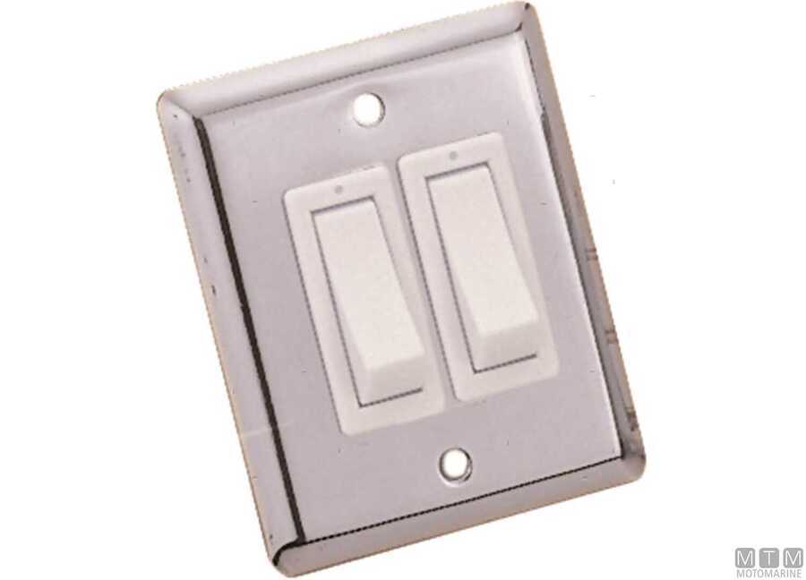 Interruttore su Pannello AA-img2100871_.jpg