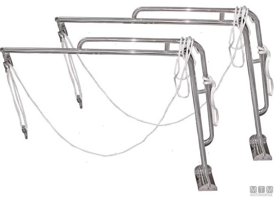 On Base Davits Pair-img0600020.jpg