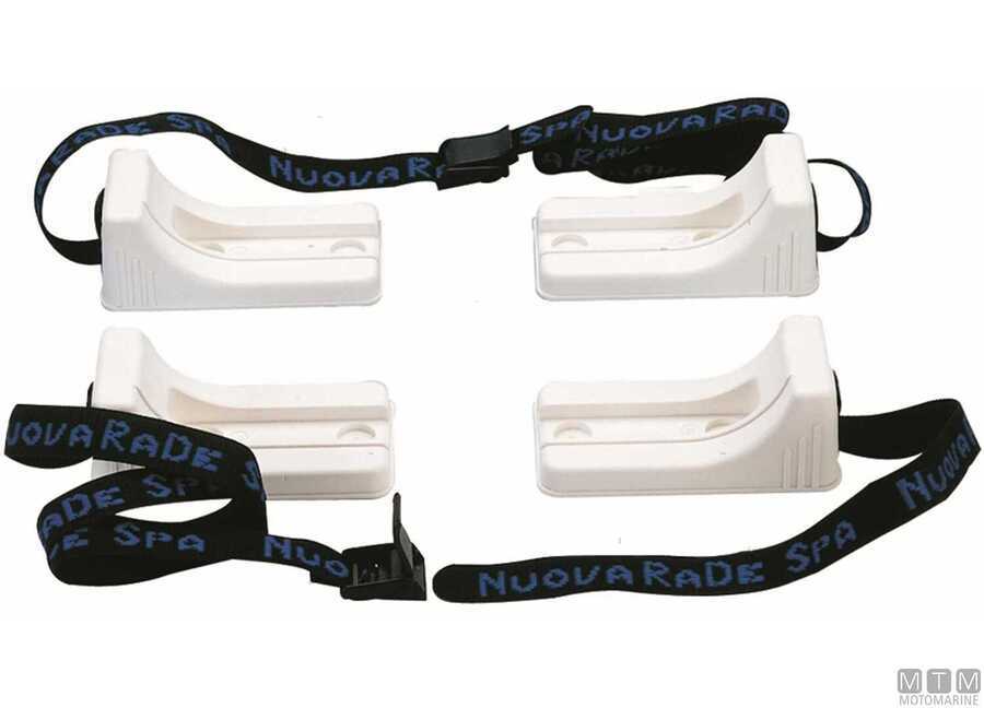 Plastic Holder for Liferafts -img4035012.jpg