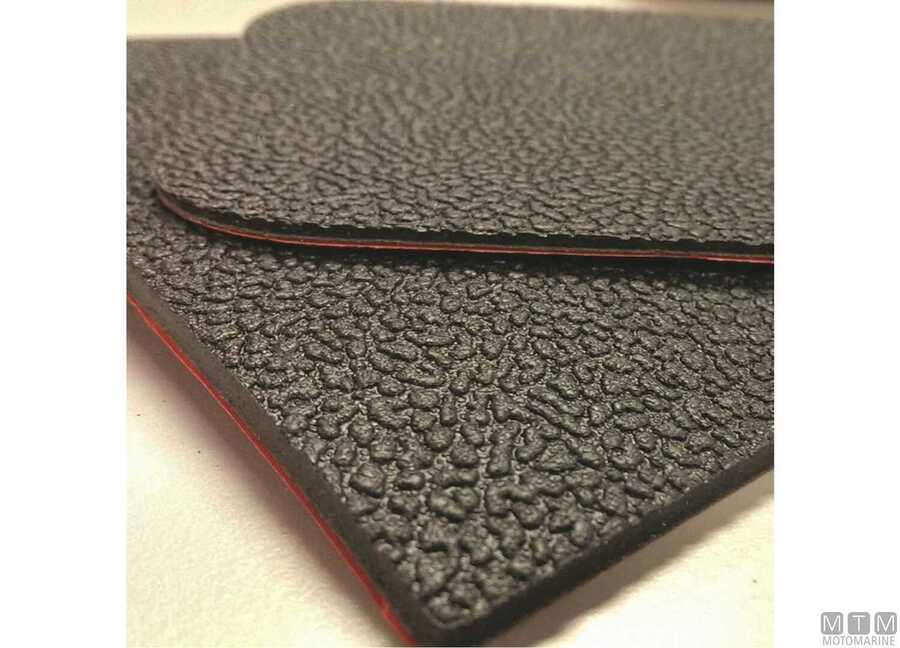 Coprigradino GatorSkinz Adesivo 3M-img3328010_1.jpg