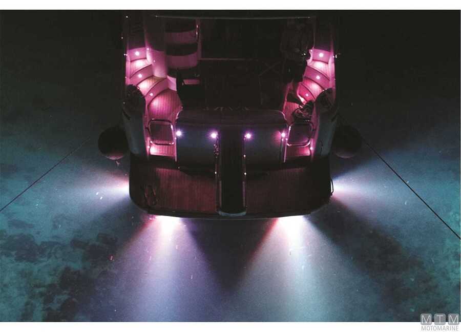 Astel RGB Arcus Inox Lux Courtesy Light-img2148820_4.jpg